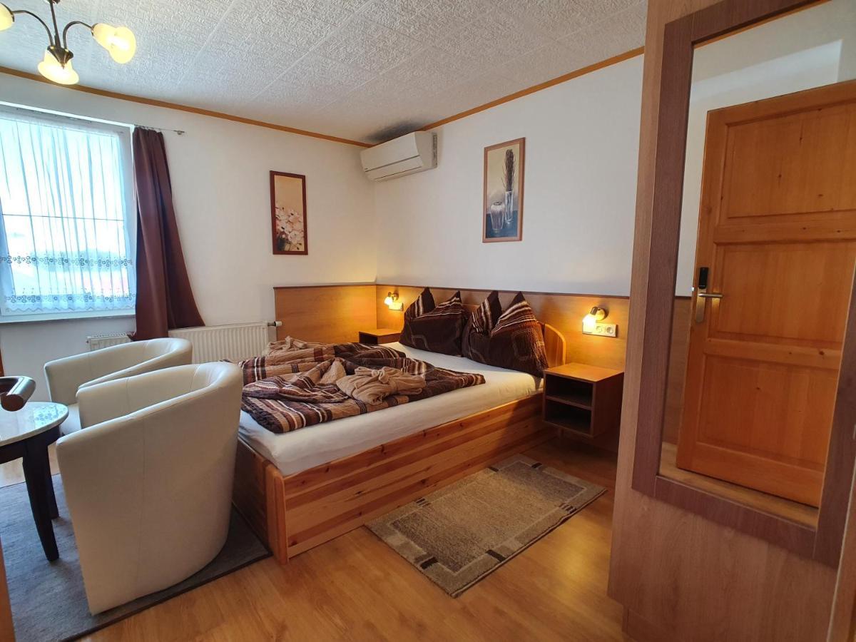 Hévíz Villa Familia Extérieur photo